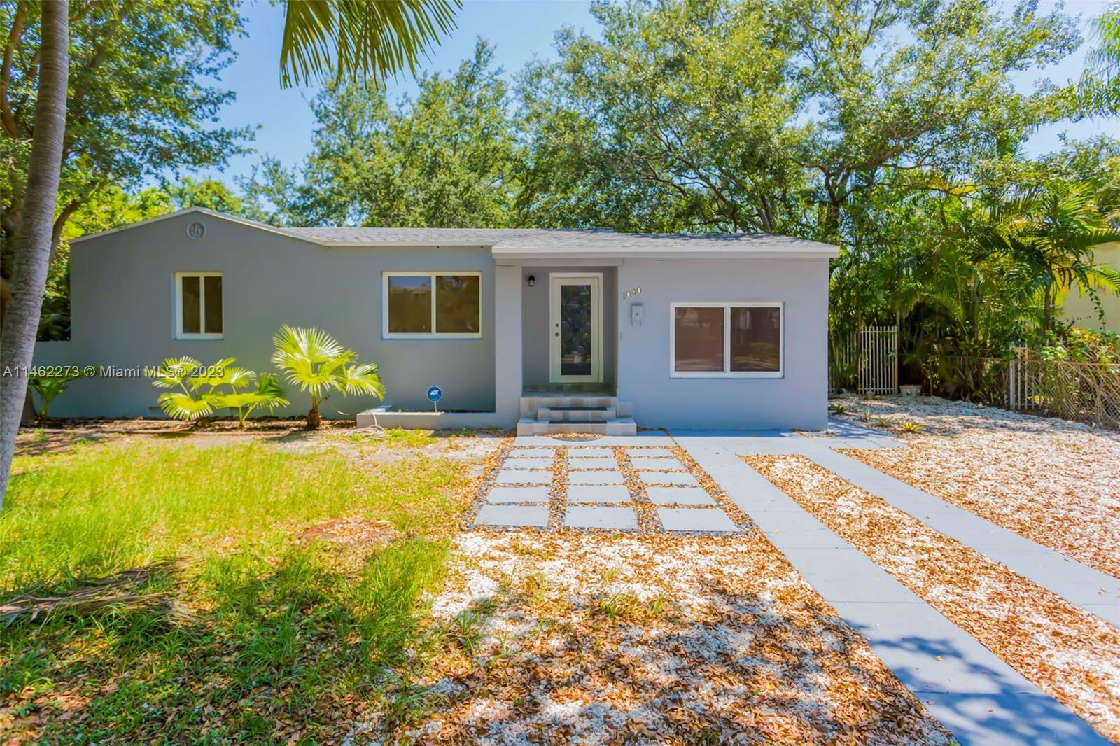 Photo of 1040 NE 123rd St in North Miami, FL