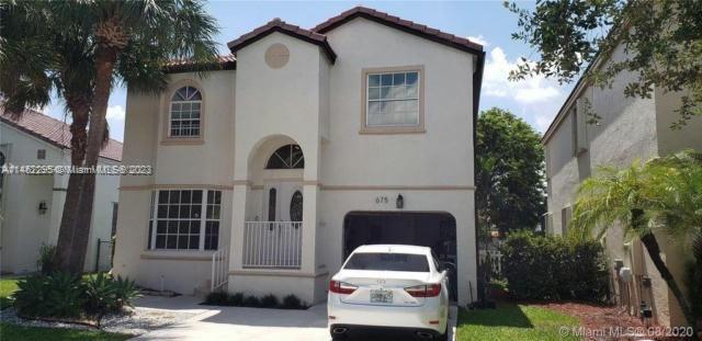 Photo of 675 NW 159th Ave in Pembroke Pines, FL