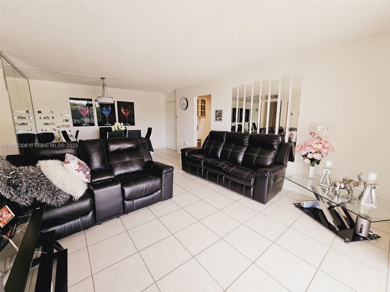 Photo of 9310 Fontainebleau Blvd #302 in Miami, FL