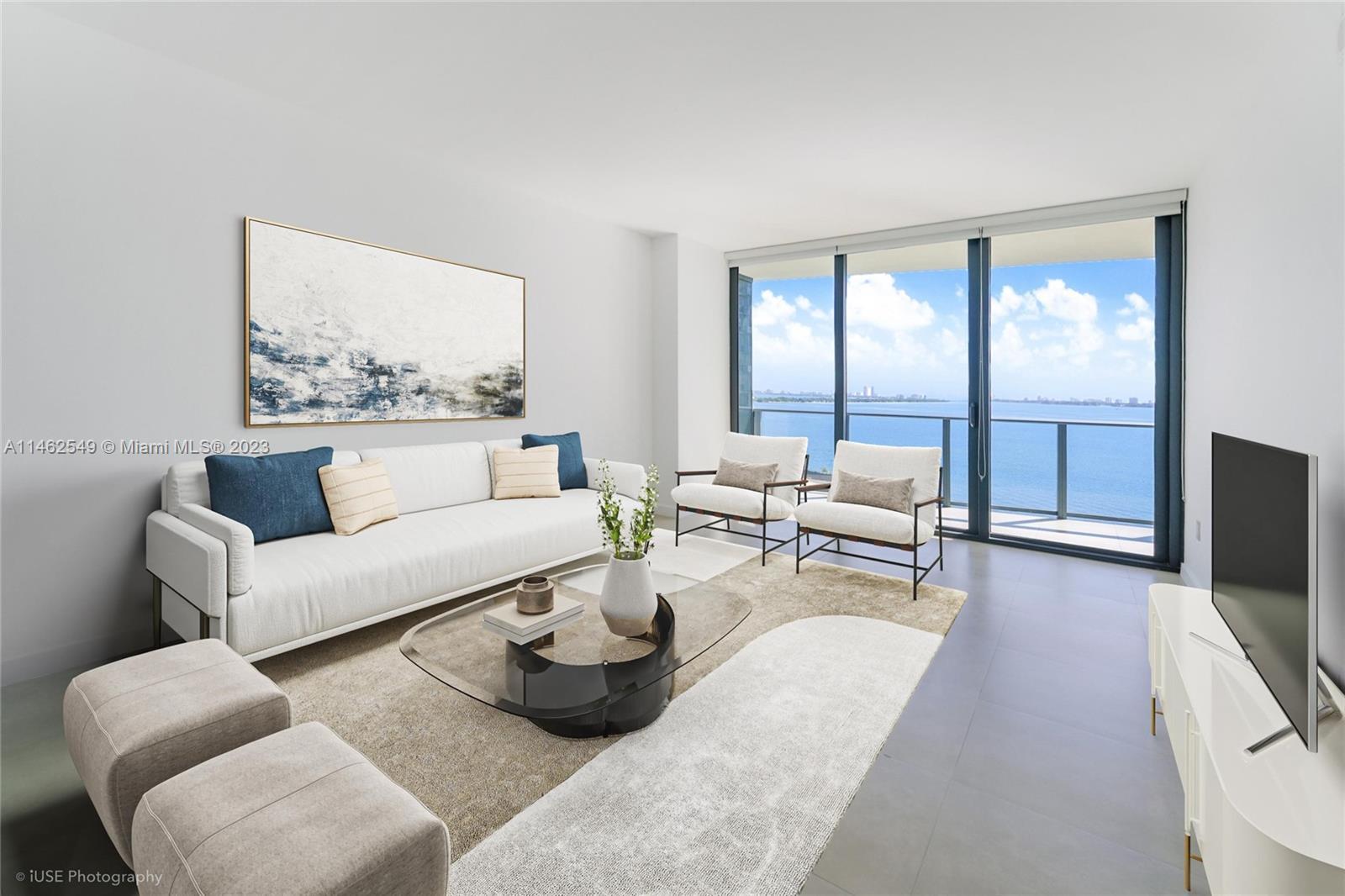 Spectacular Opportunity to won this amazing residence featuring 2 Beds 2 Baths at Icon Bay.
Amazing