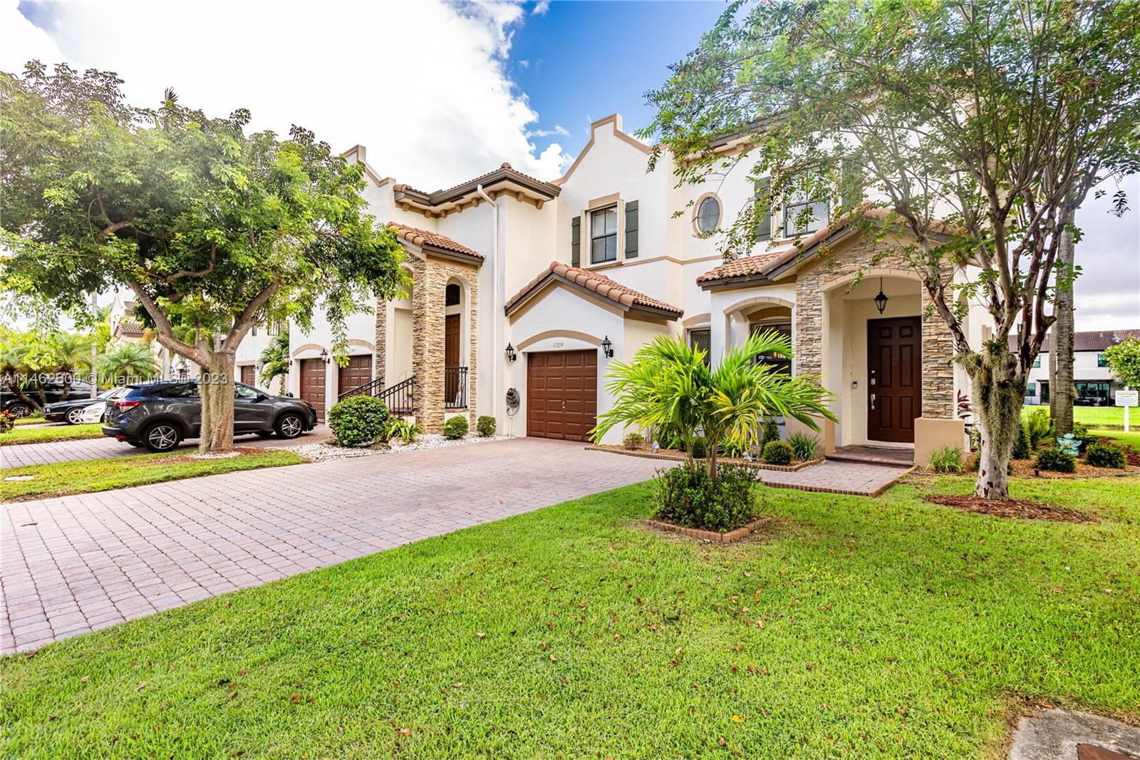 Photo of 11339 SW 238th St in Homestead, FL