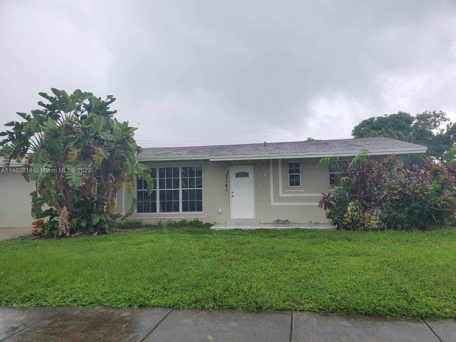 Photo of 3141 SW 37th Ter in West Park, FL