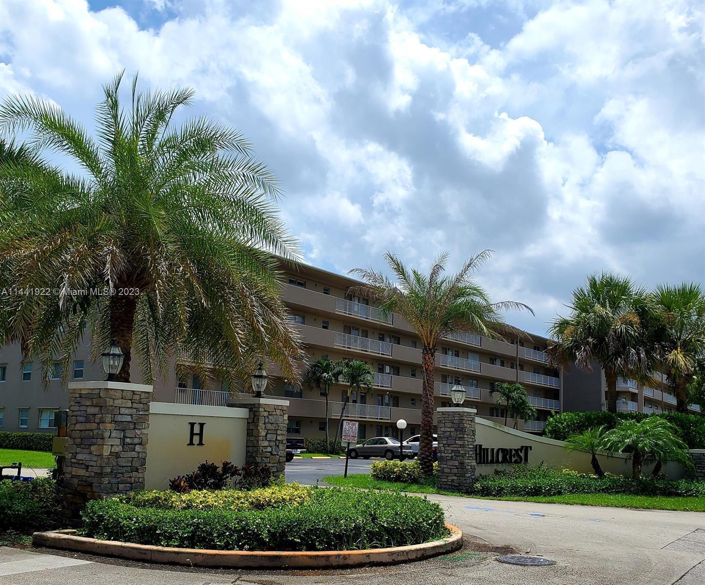 Photo of 5100 Washington St #106 in Hollywood, FL