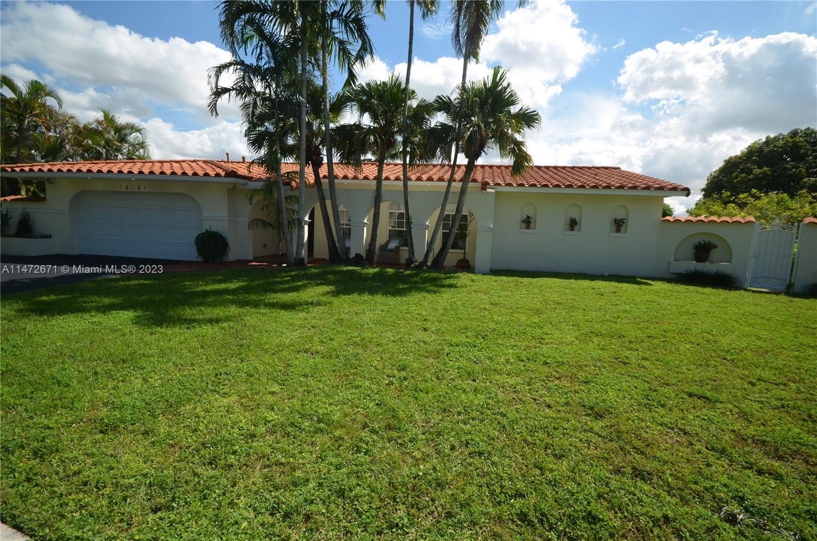 Photo of 14141 Leaning Pine Dr in Miami Lakes, FL