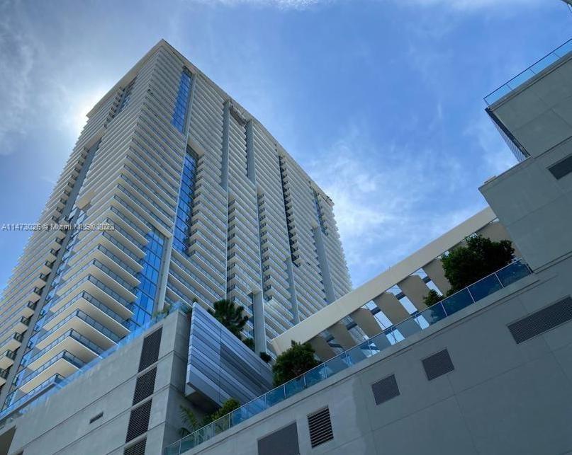 Beautiful modern unit at exclusive Reach at Brickell City Centre in the heart of Brickell, 2 bedroom