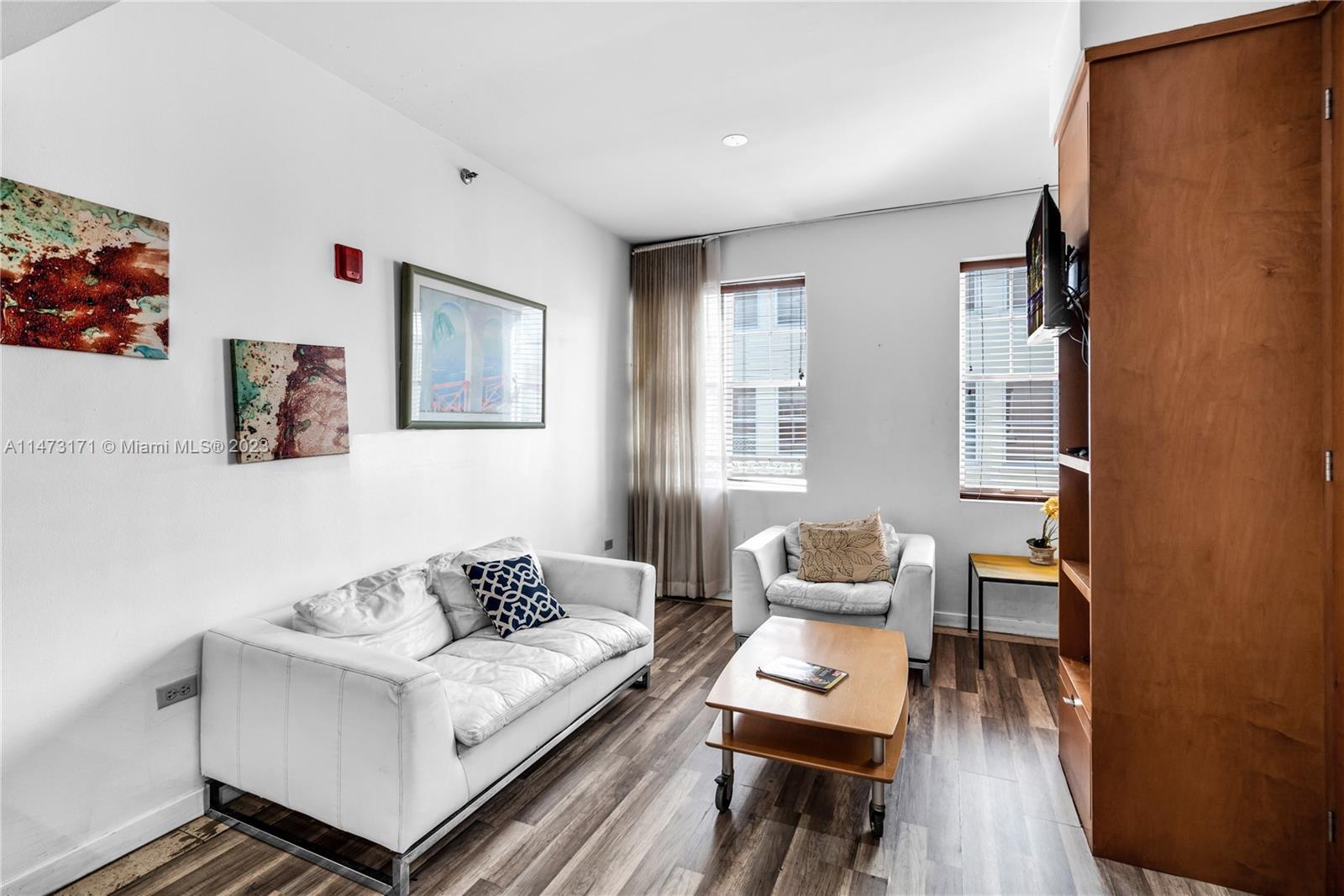 Photo of 100 Collins Ave #203 in Miami Beach, FL
