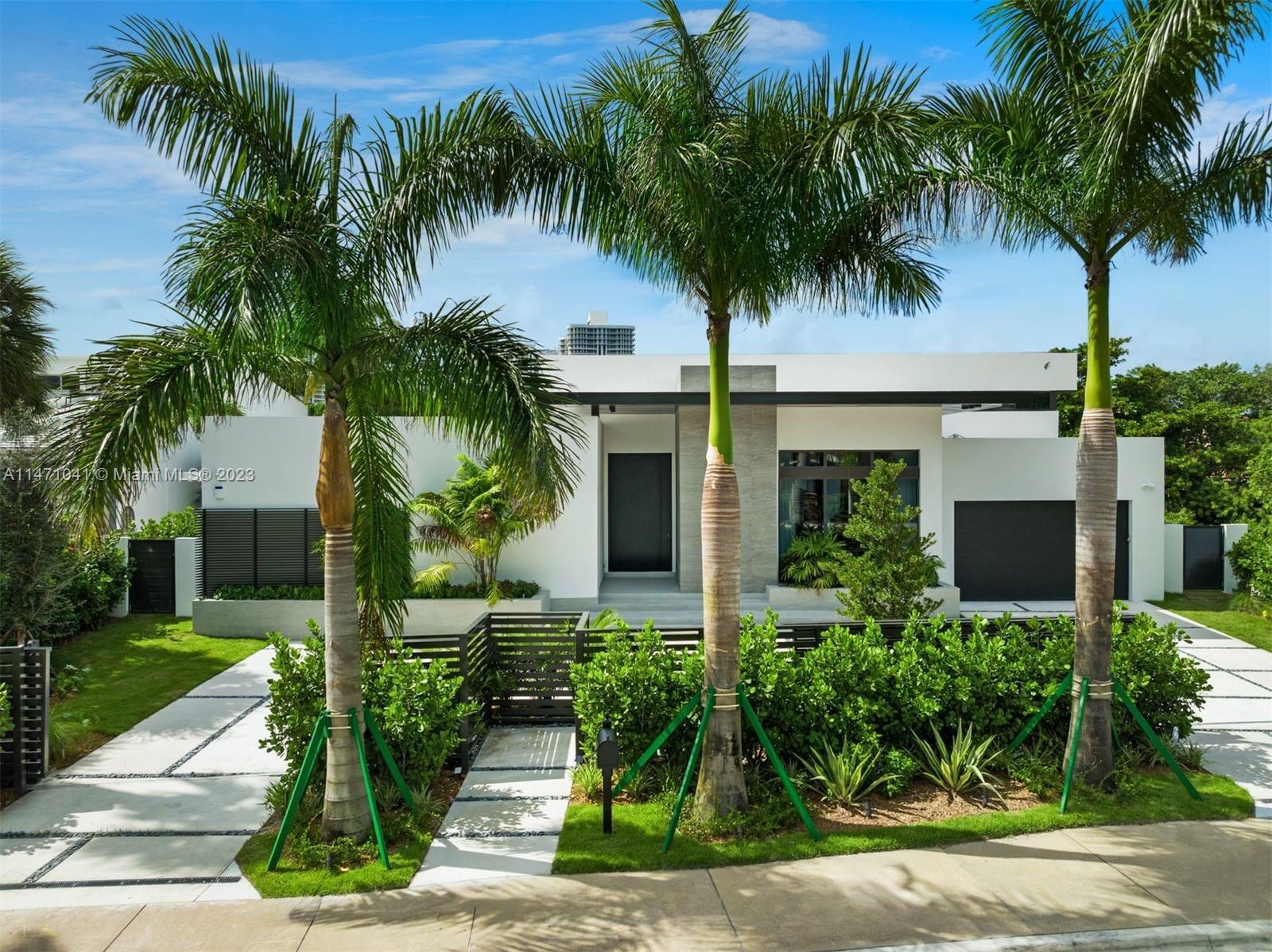 Photo of 620 Ocean Blvd in Golden Beach, FL