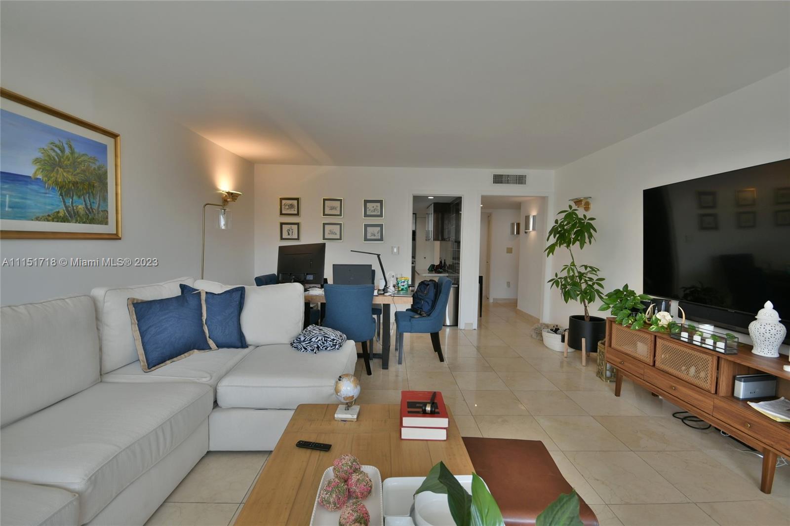 Photo of 100 Ocean Lane Dr #505 in Key Biscayne, FL