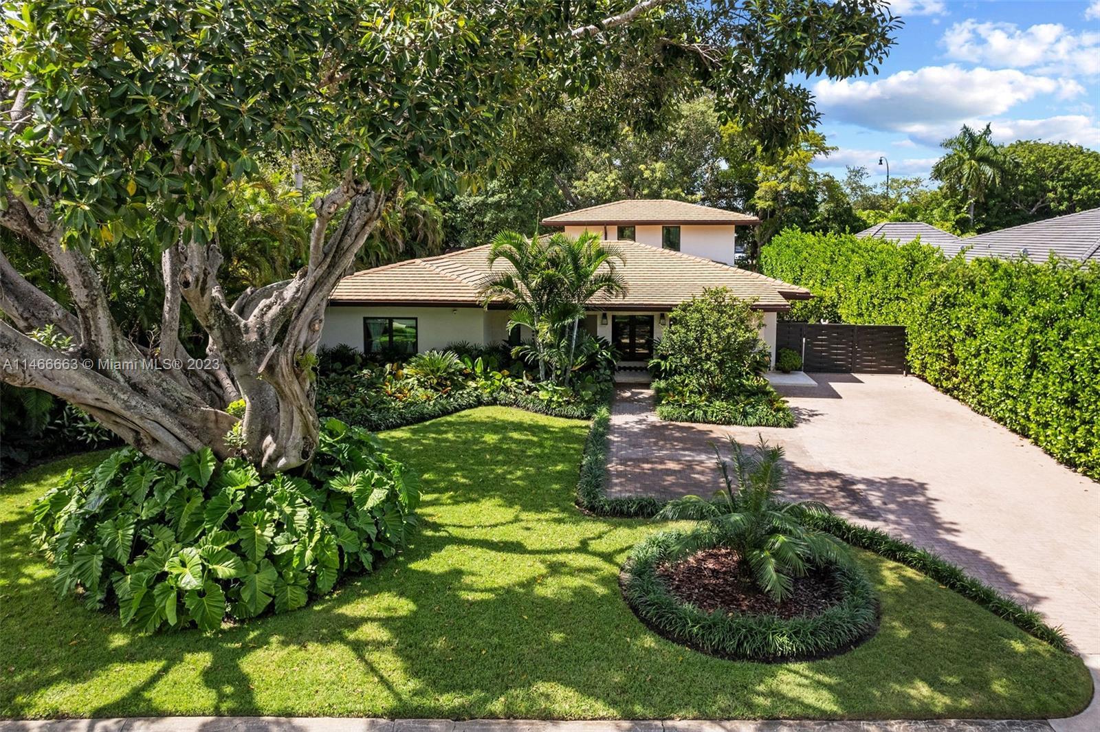 Photo of 4700 Bay Point Rd in Miami, FL