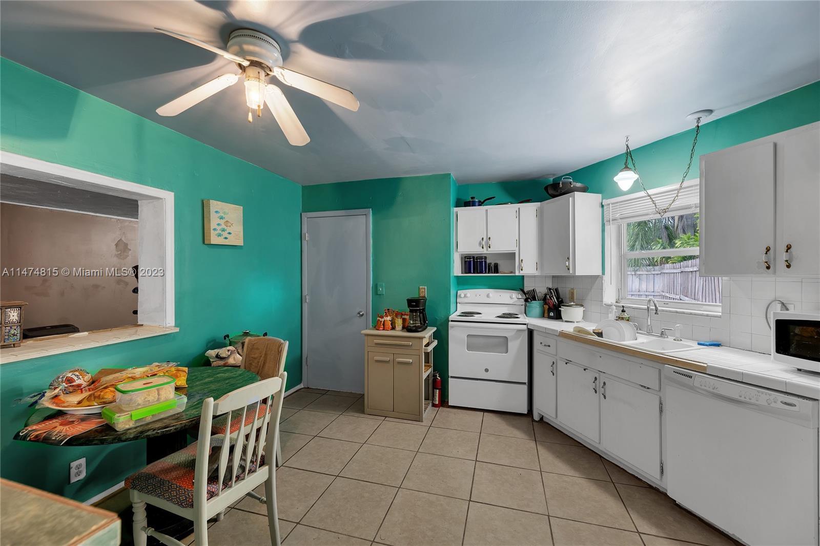 Photo of 3780 NW 5th Ave in Oakland Park, FL
