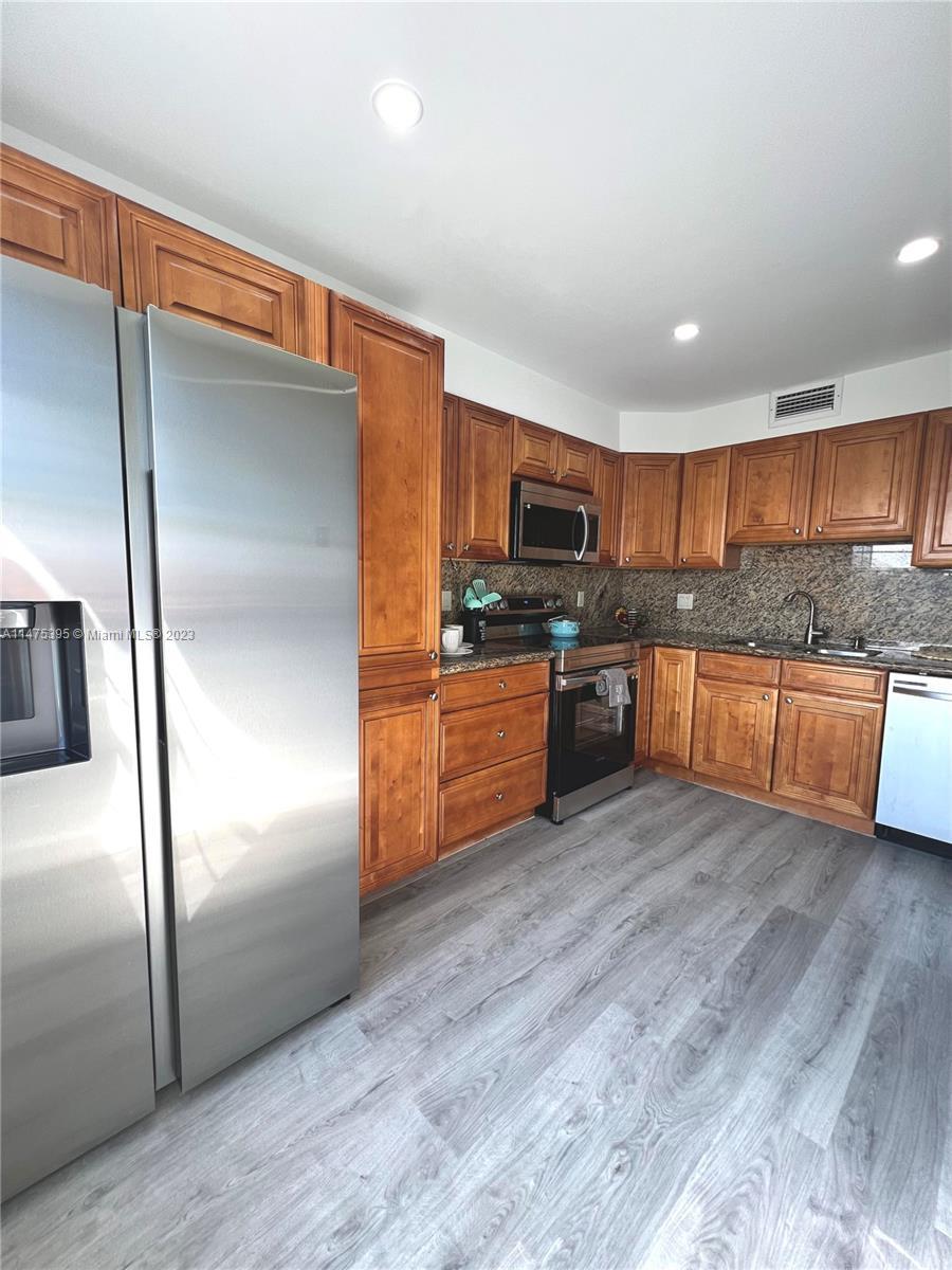 Photo of 4020 Lincoln #4020 in Boca Raton, FL