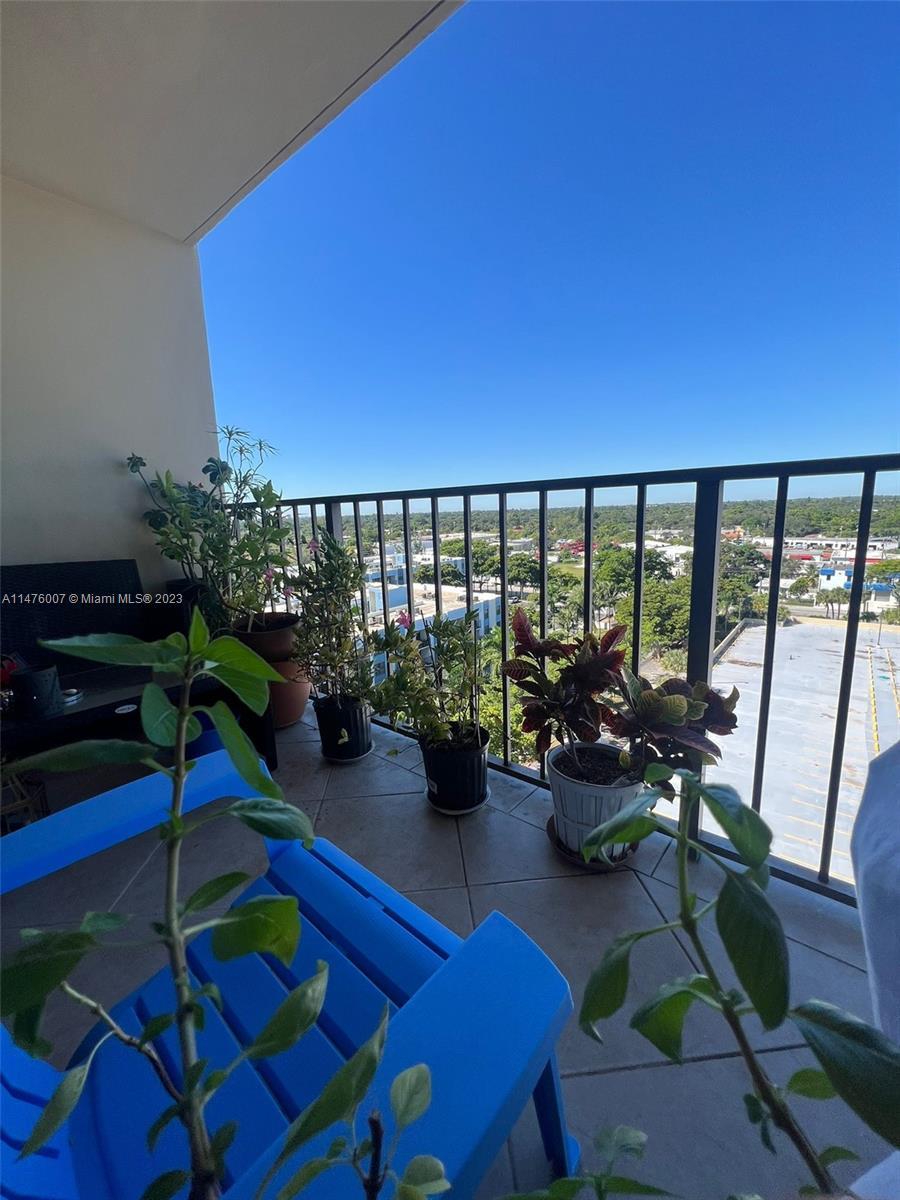 Photo of 1470 NE 123rd St #A1106 in North Miami, FL