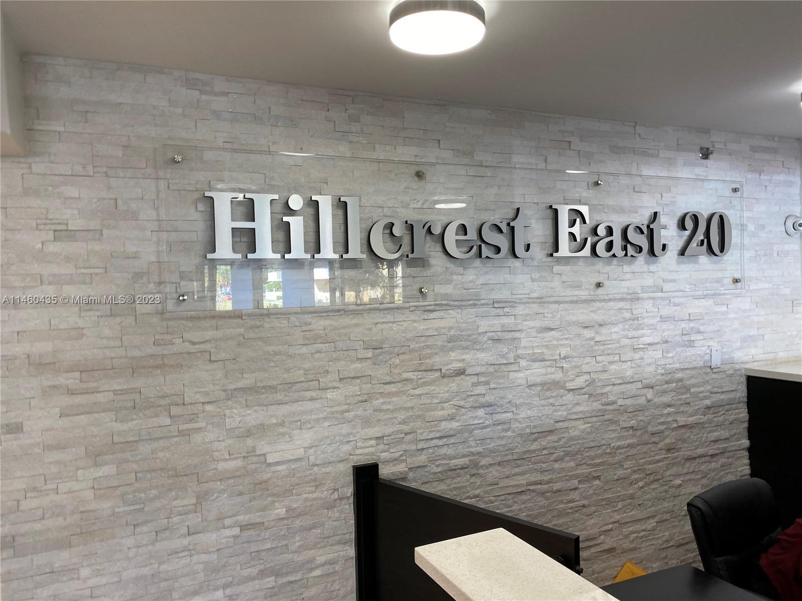 Photo of 919 Hillcrest Dr #205 in Hollywood, FL