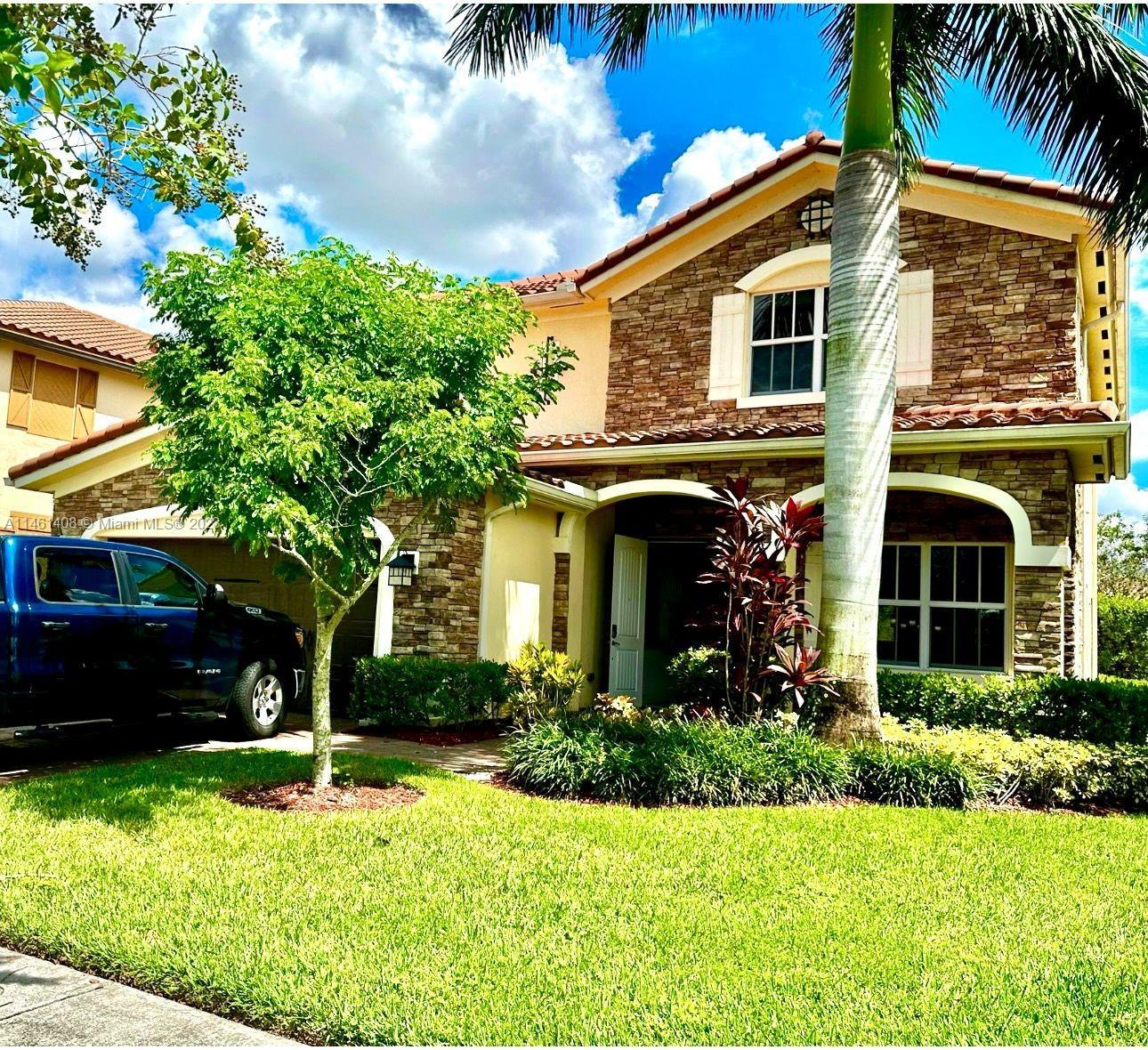 Photo of 9991 S Miralago Wy in Parkland, FL
