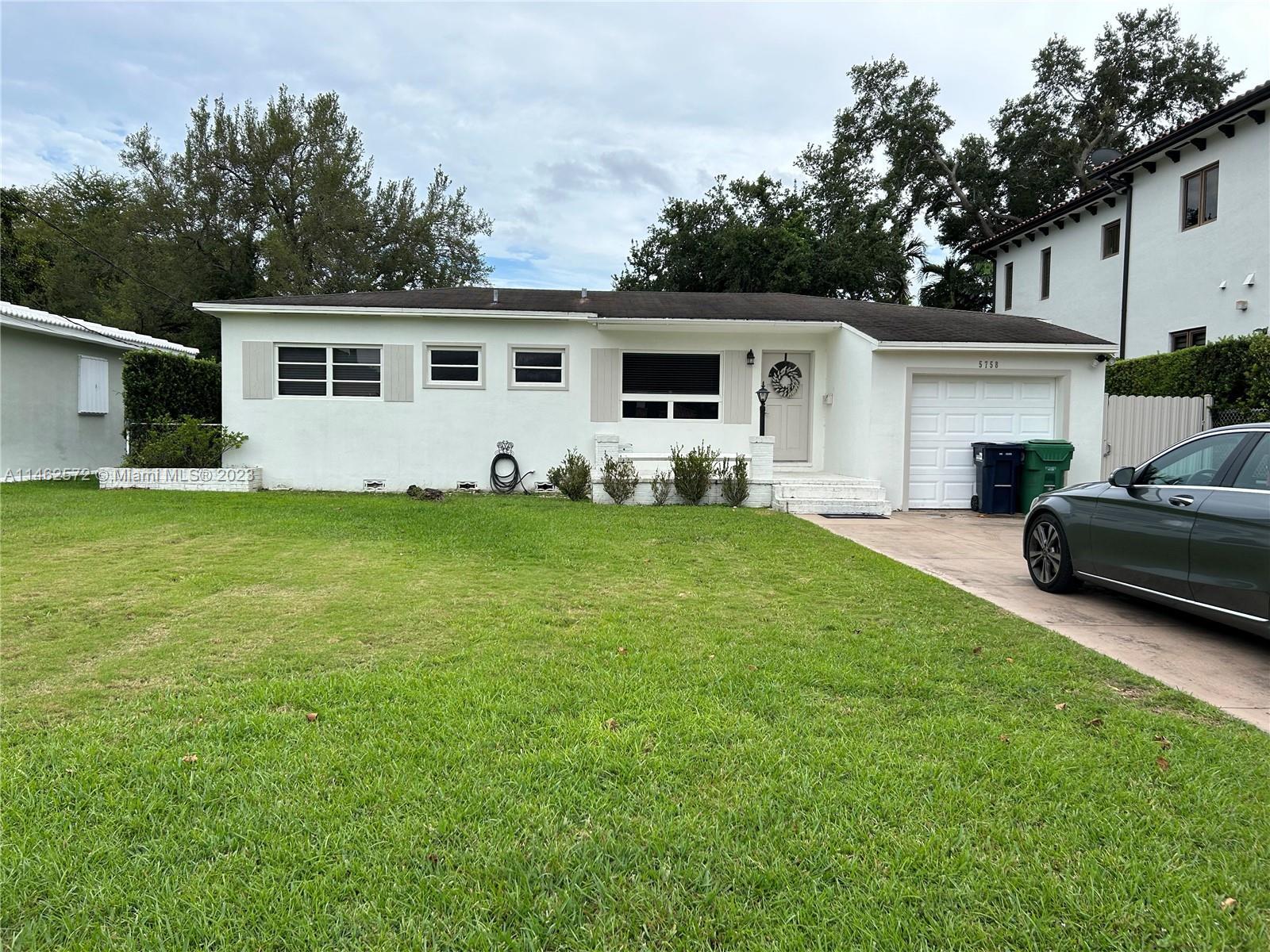 Photo of 5758 SW 27th St in Miami, FL