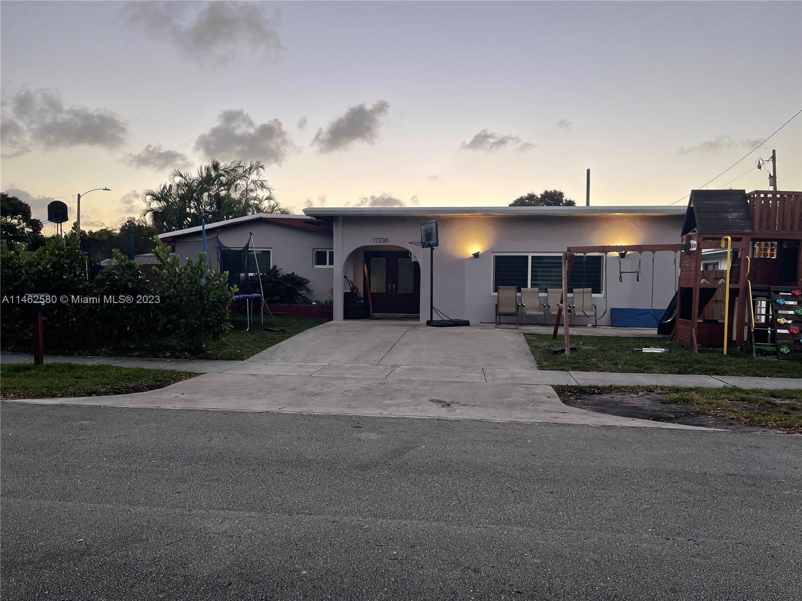 Photo of 17230 NE 11th Ave in North Miami Beach, FL