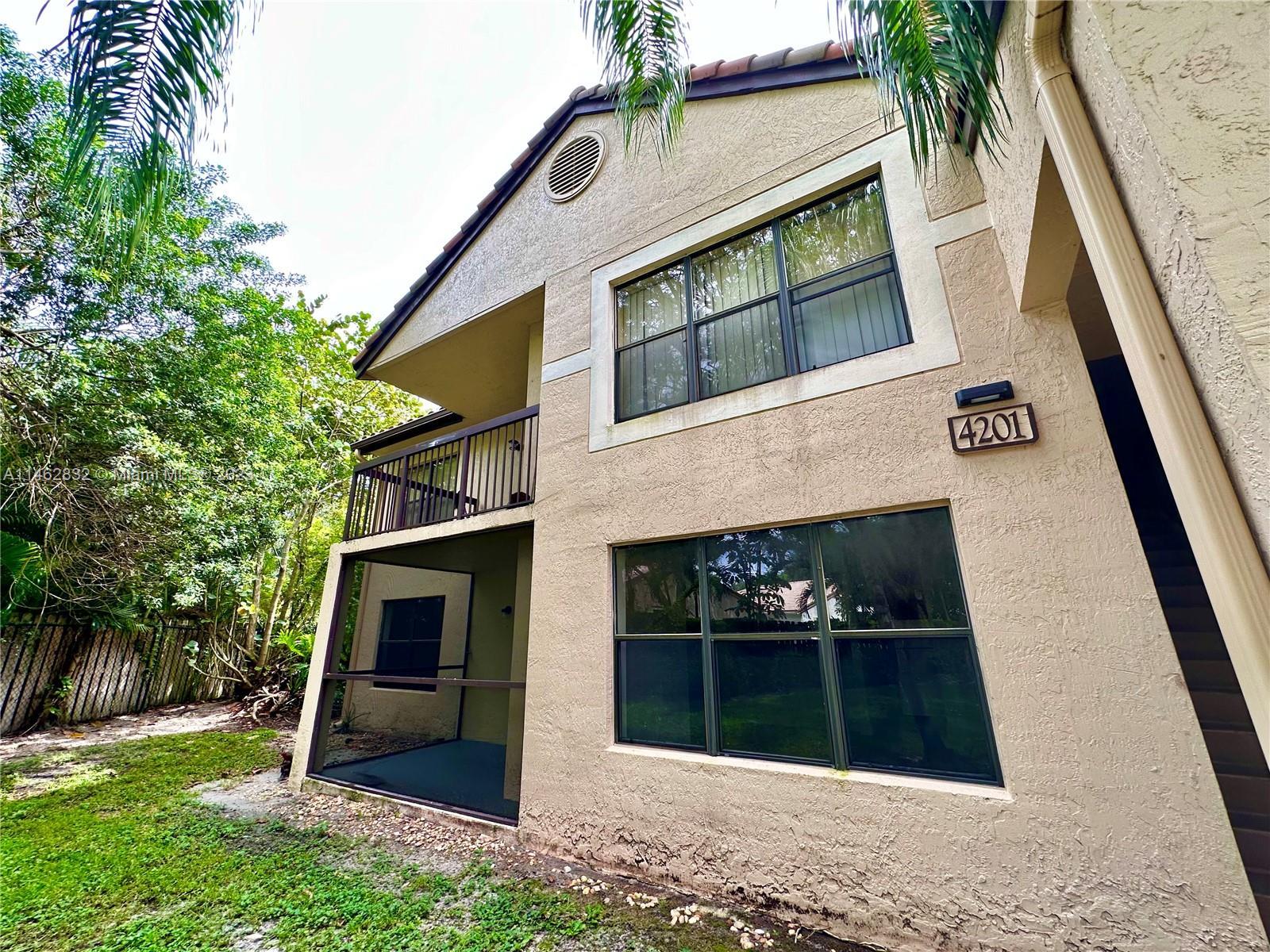 Photo of 4201 W Mcnab Rd #10 in Pompano Beach, FL
