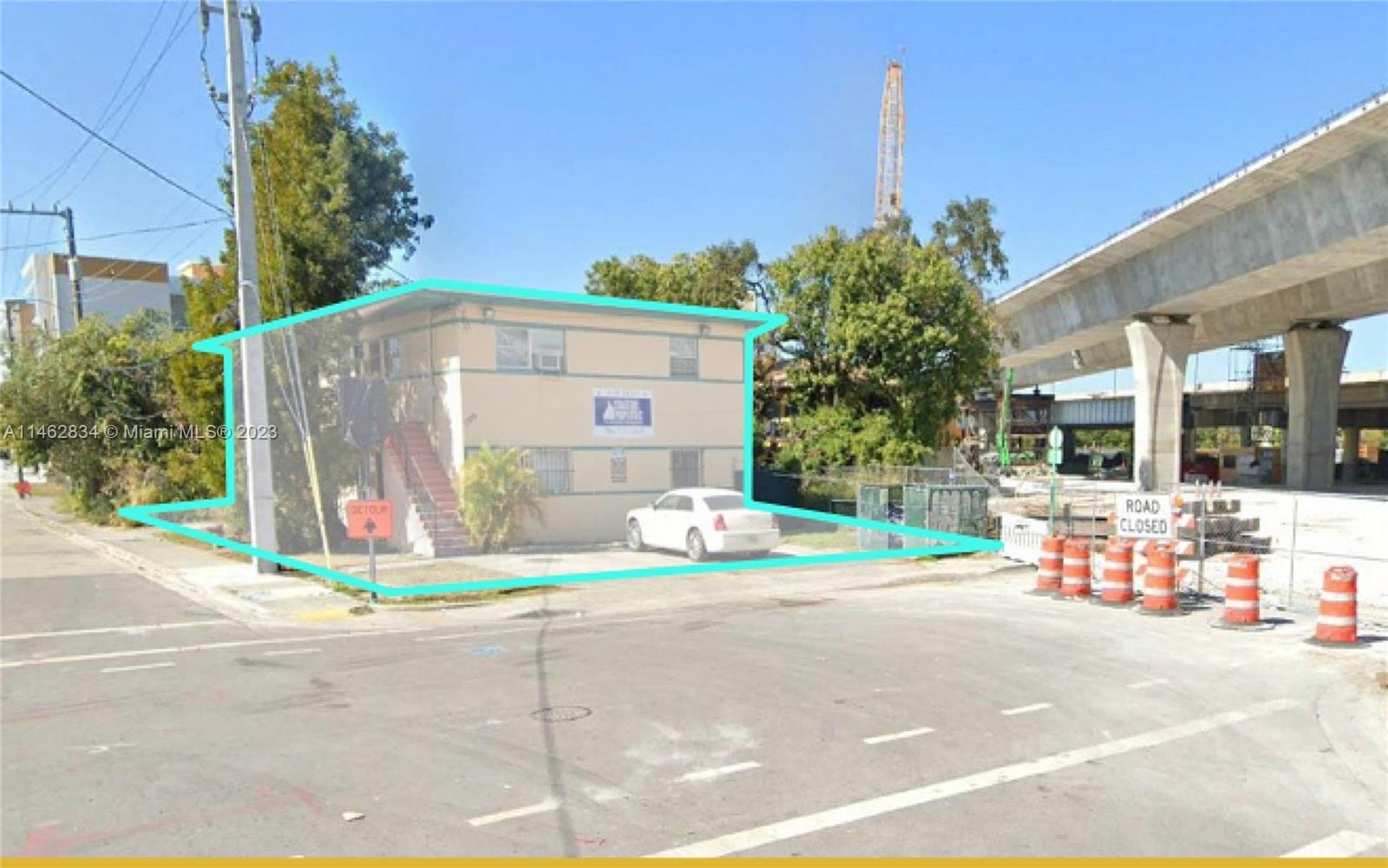 Photo of 1302 NW 1st Pl in Miami, FL
