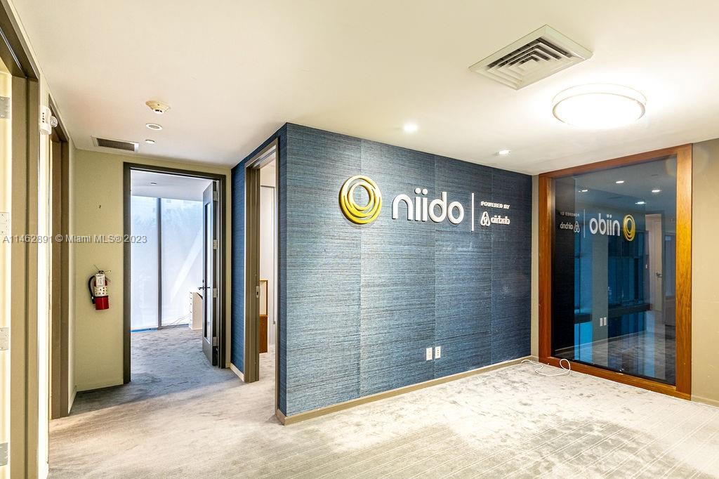 Photo of 1300 Brickell Bay Dr #5 in Miami, FL