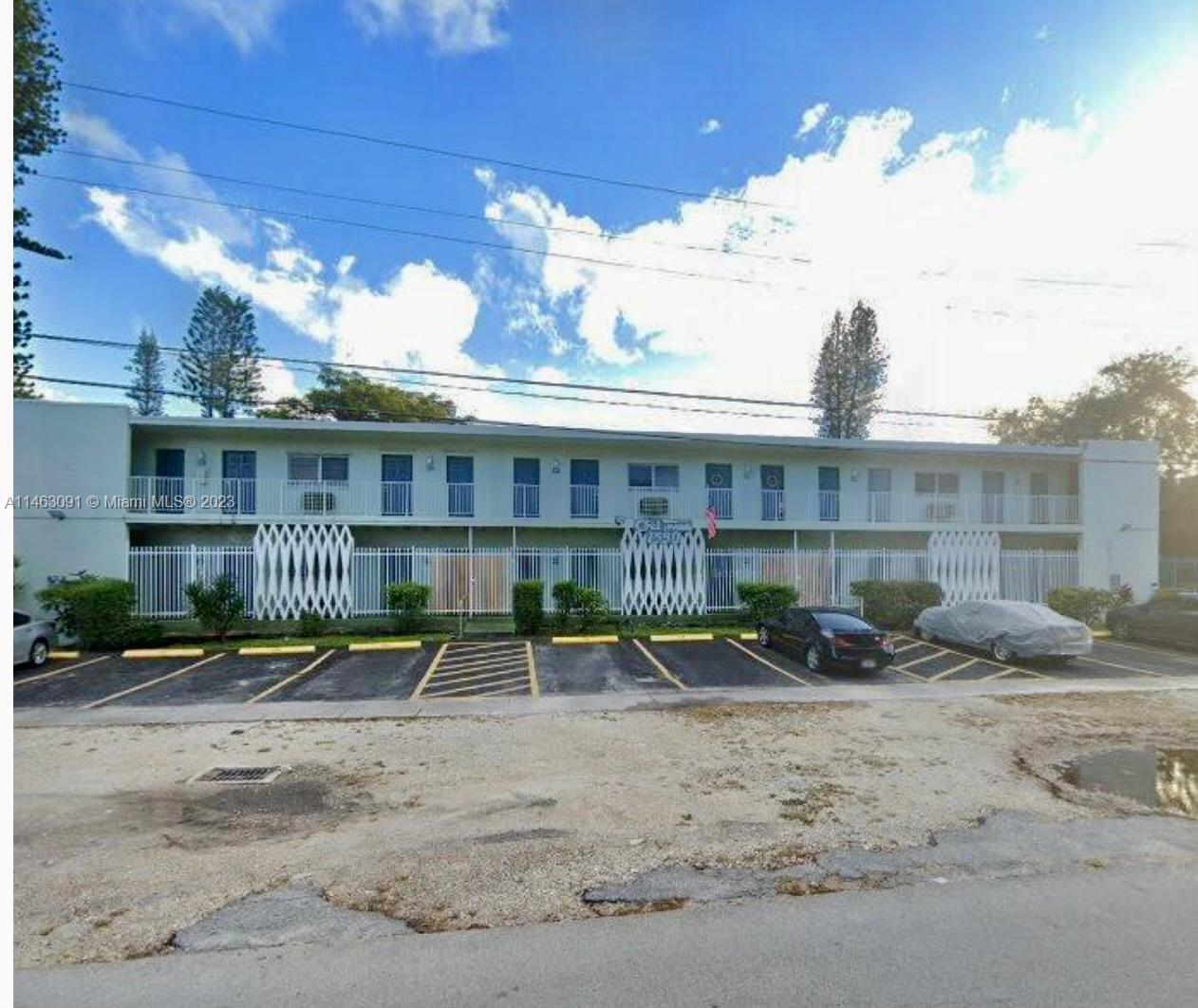 Photo of 1590 NE 127th St #205 in North Miami, FL