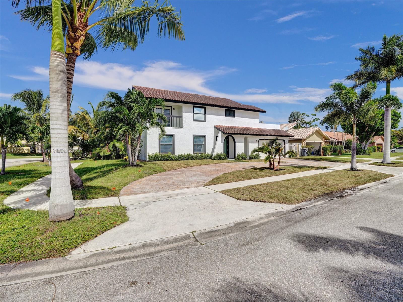 Photo of 5865 Vista Linda Ln in Boca Raton, FL