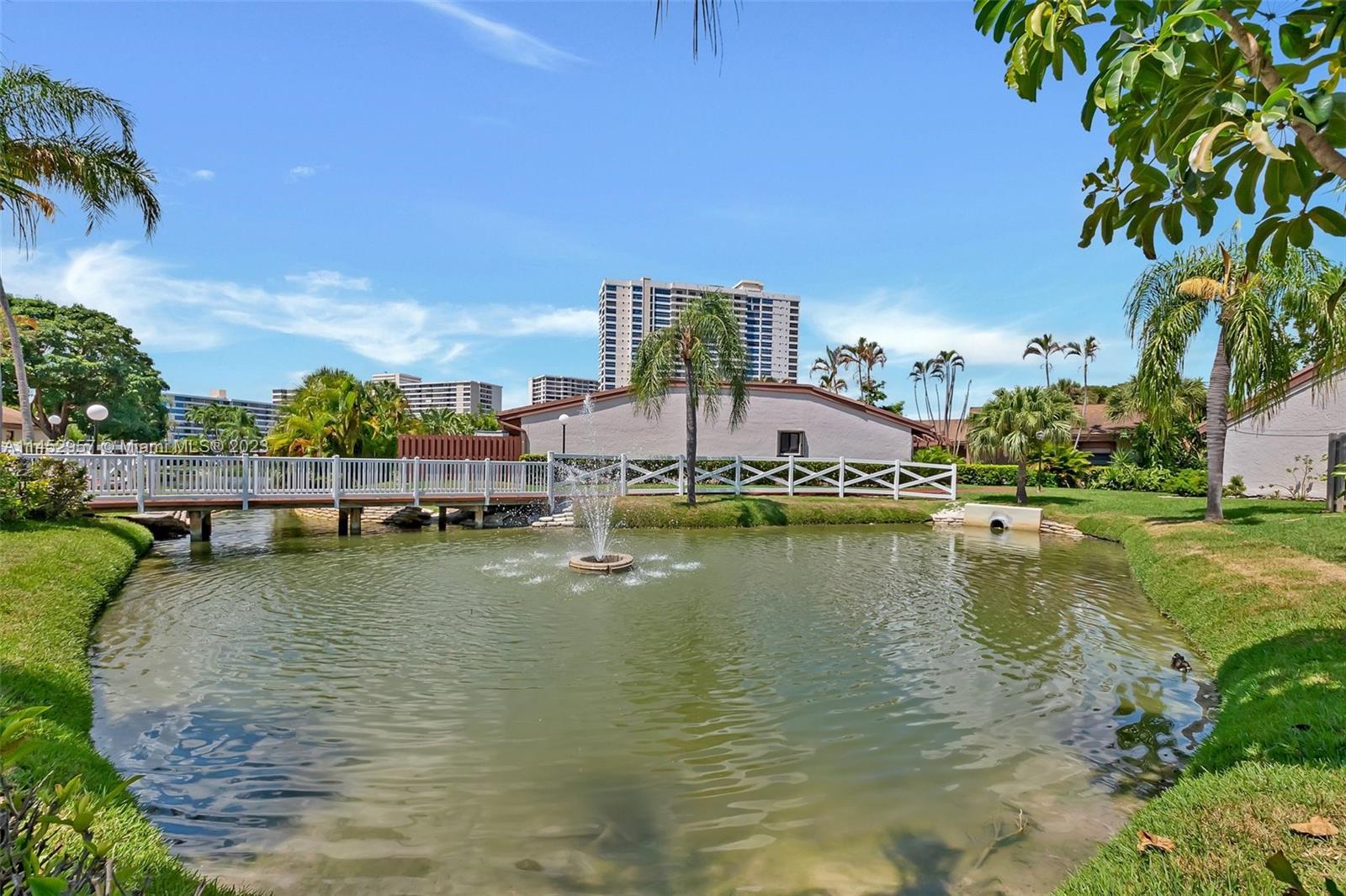 Photo of 517 Leslie Dr #0 in Hallandale Beach, FL