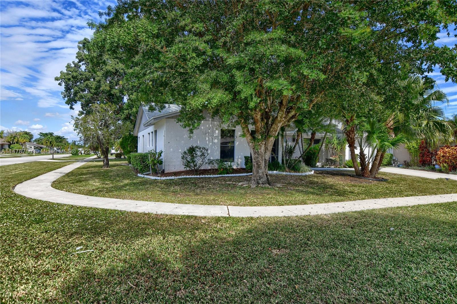 Photo of 6355 Timberlakes Wy in Delray Beach, FL