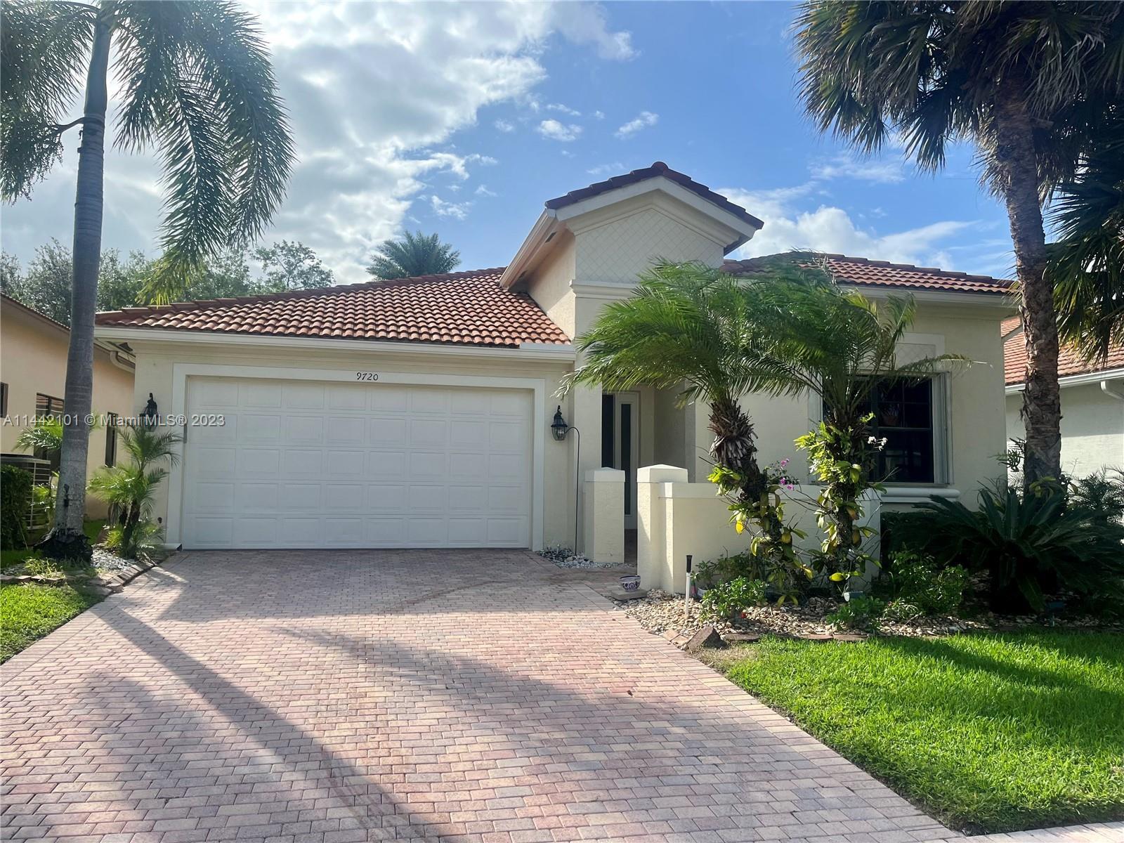 Photo of 9720 Isles Cay Dr in Delray Beach, FL