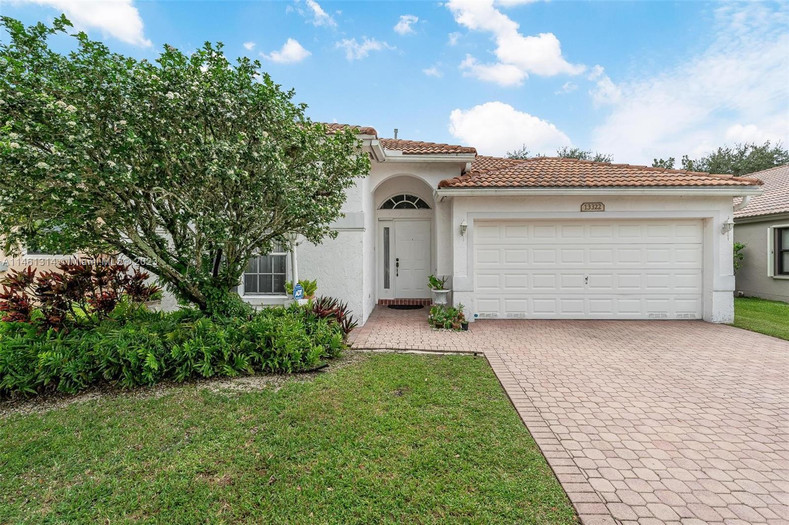 Photo of 13322 NW 11th St in Pembroke Pines, FL