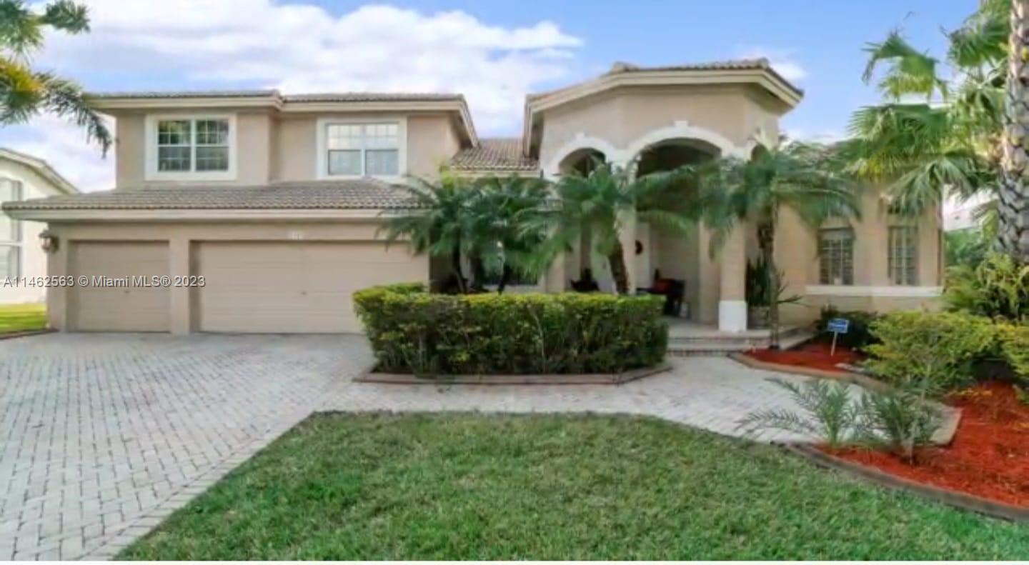 Photo of 1860 NW 168th Ave in Pembroke Pines, FL