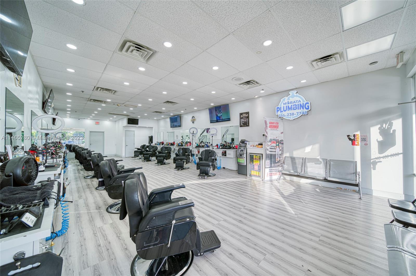 Photo of Barbershop For Sale On 88th St In Kendall in Miami, FL