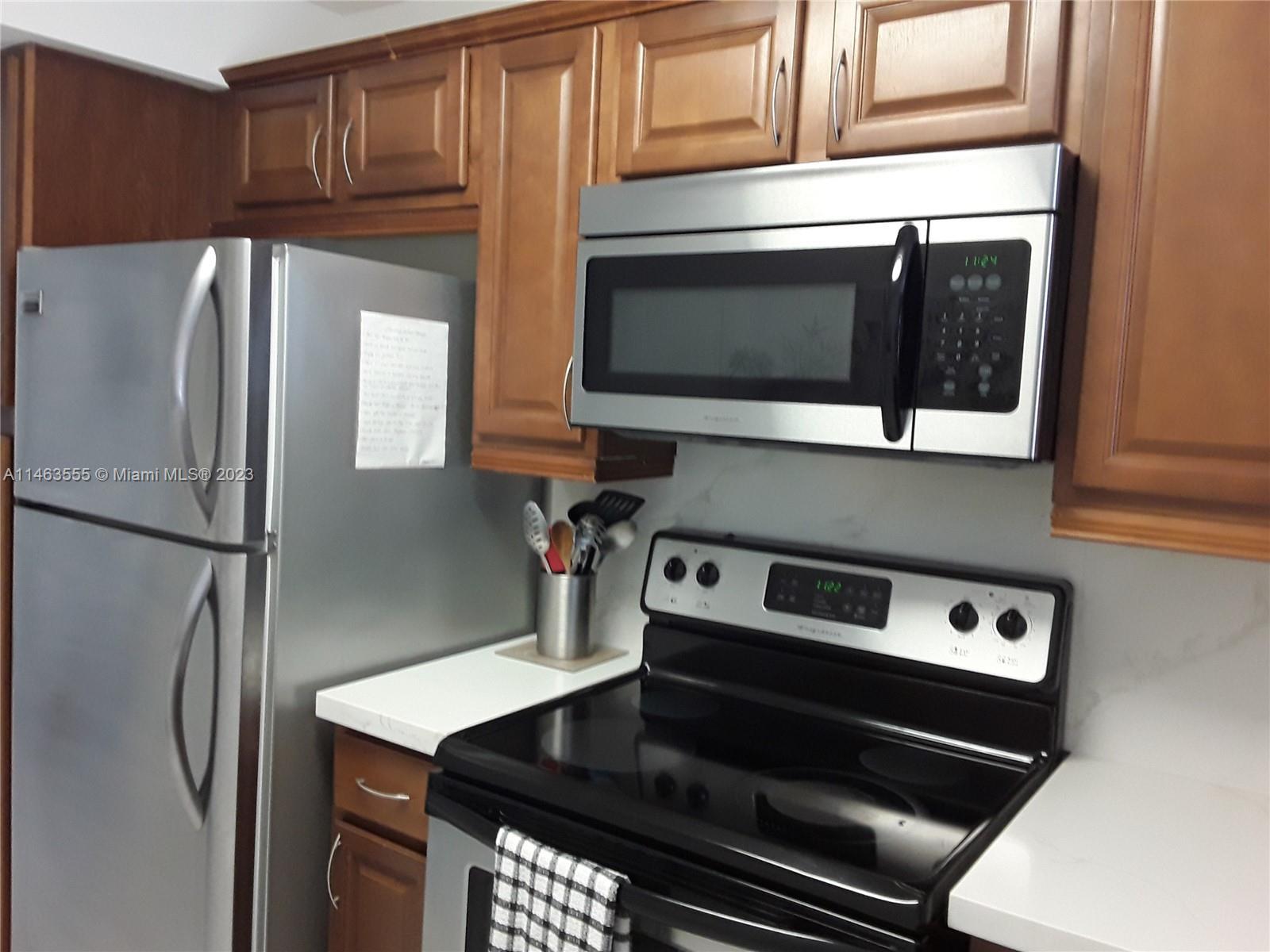 Photo of 137 SE Golden Isles Dr #1102 in Hallandale Beach, FL