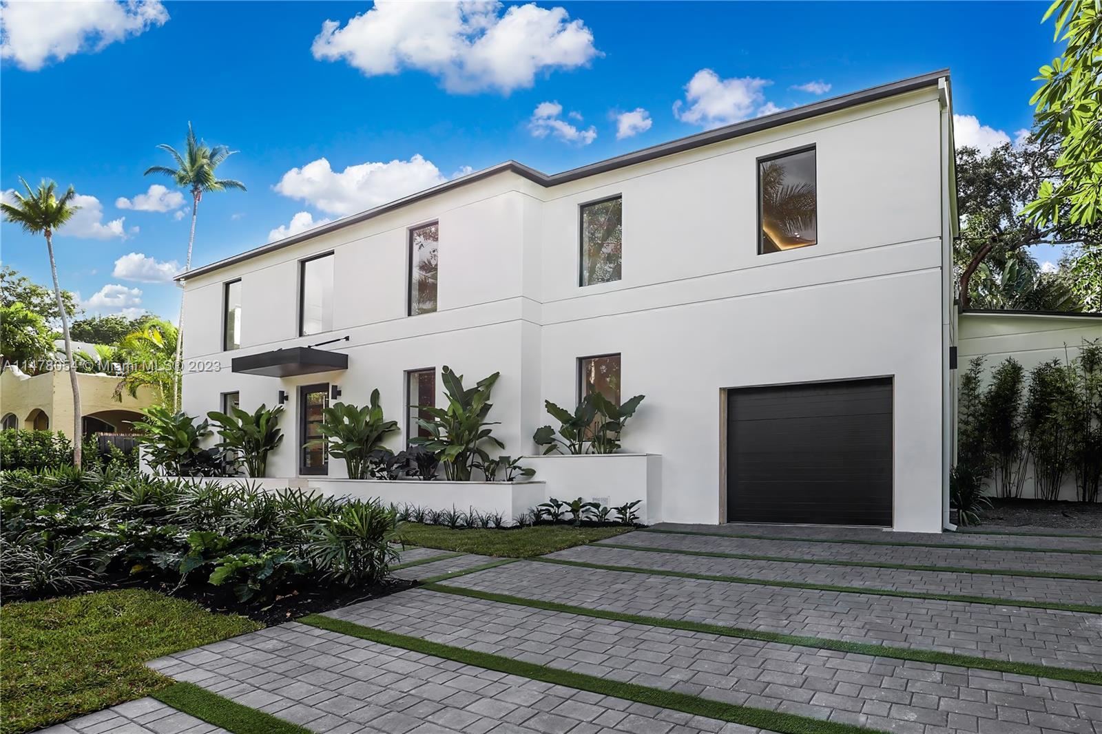 Photo of 1830 Opechee Dr in Coconut Grove, FL