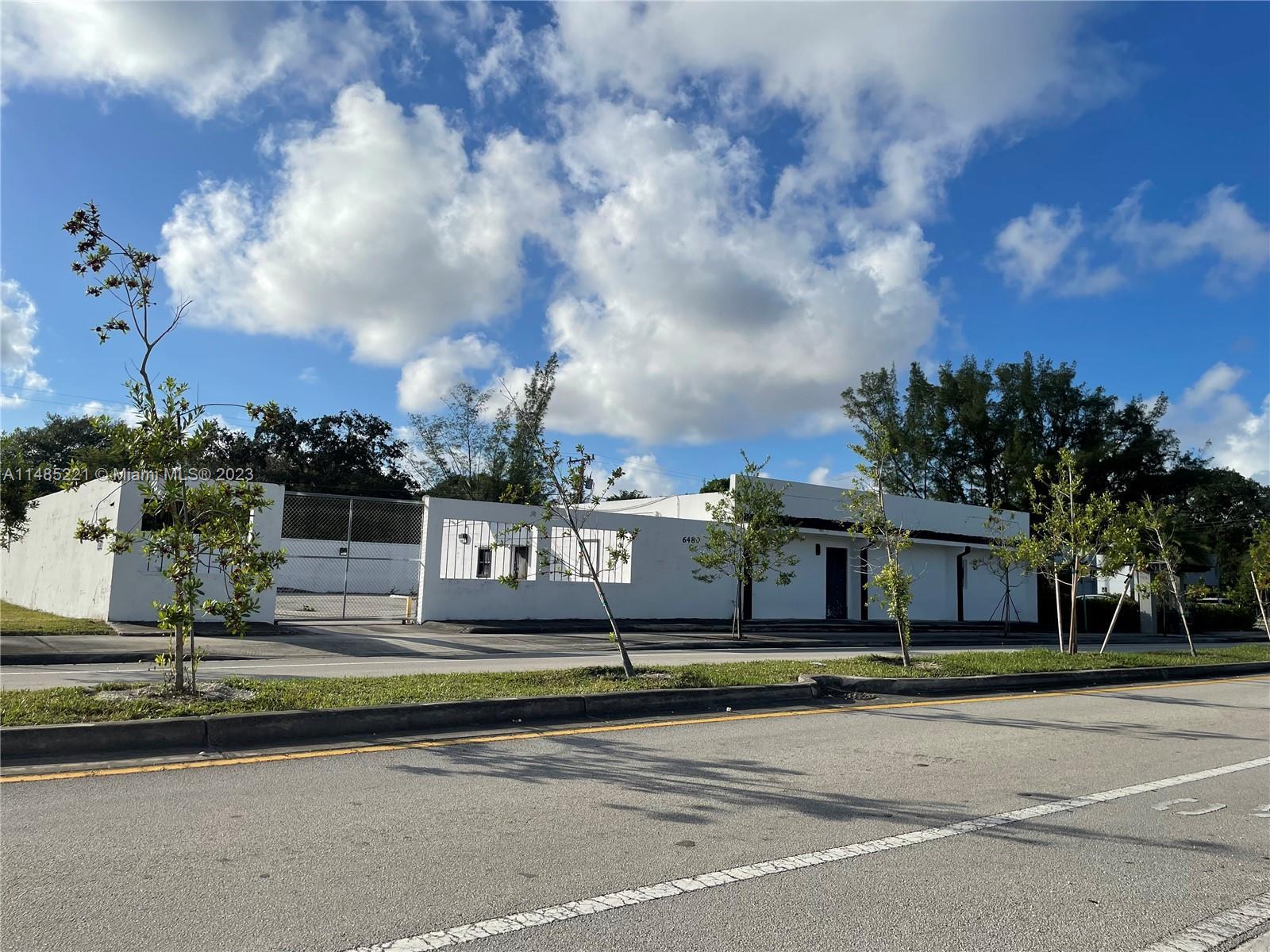 Photo of 6470 SW 62nd Ave in South Miami, FL
