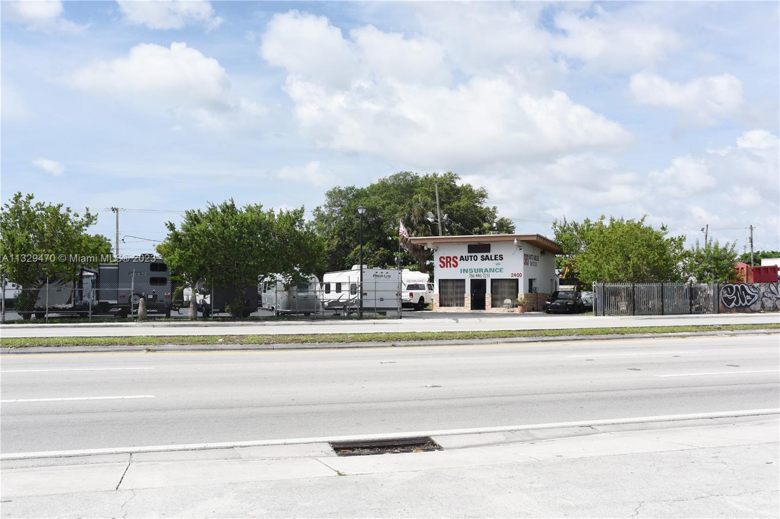 Photo of 2400 NW 79th St in Miami, FL