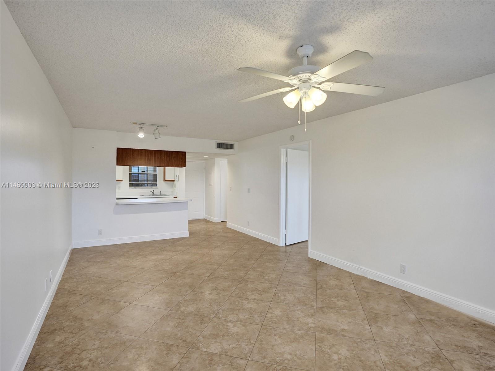 Photo of 6292 La Costa Dr #C in Boca Raton, FL