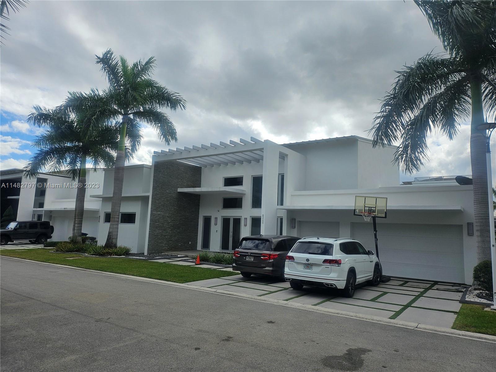 Photo of 8248 NW 34th Dr in Doral, FL