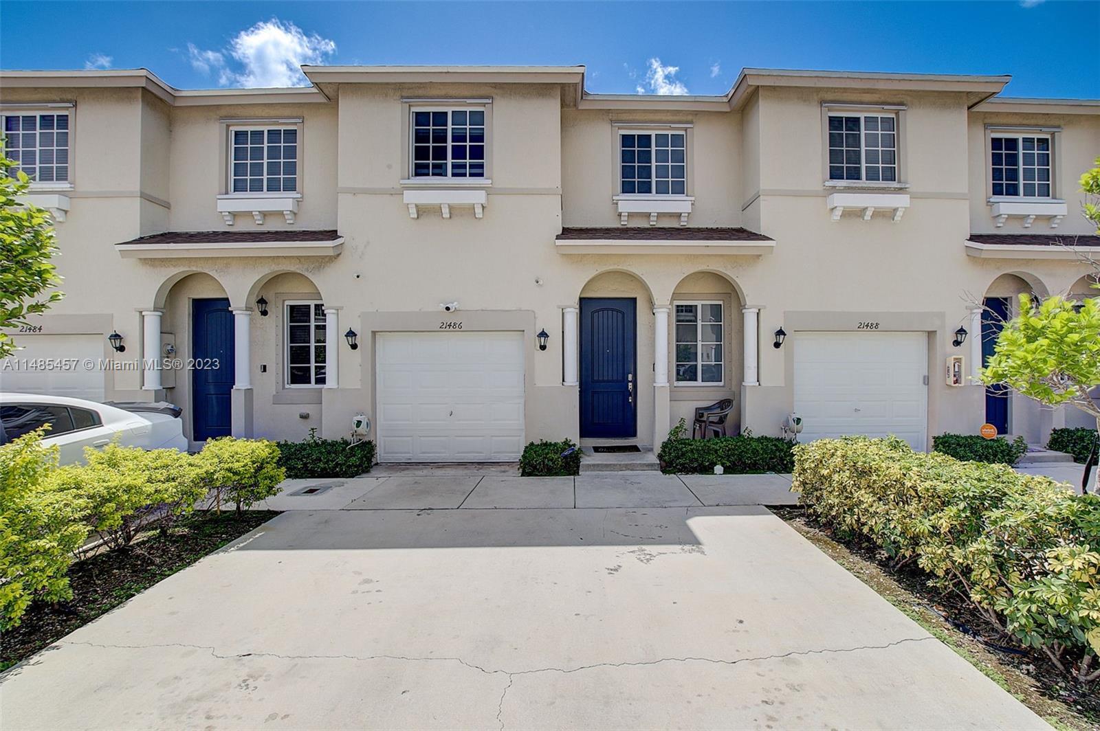 Photo of 21486 NW 14th Ct in Miami Gardens, FL
