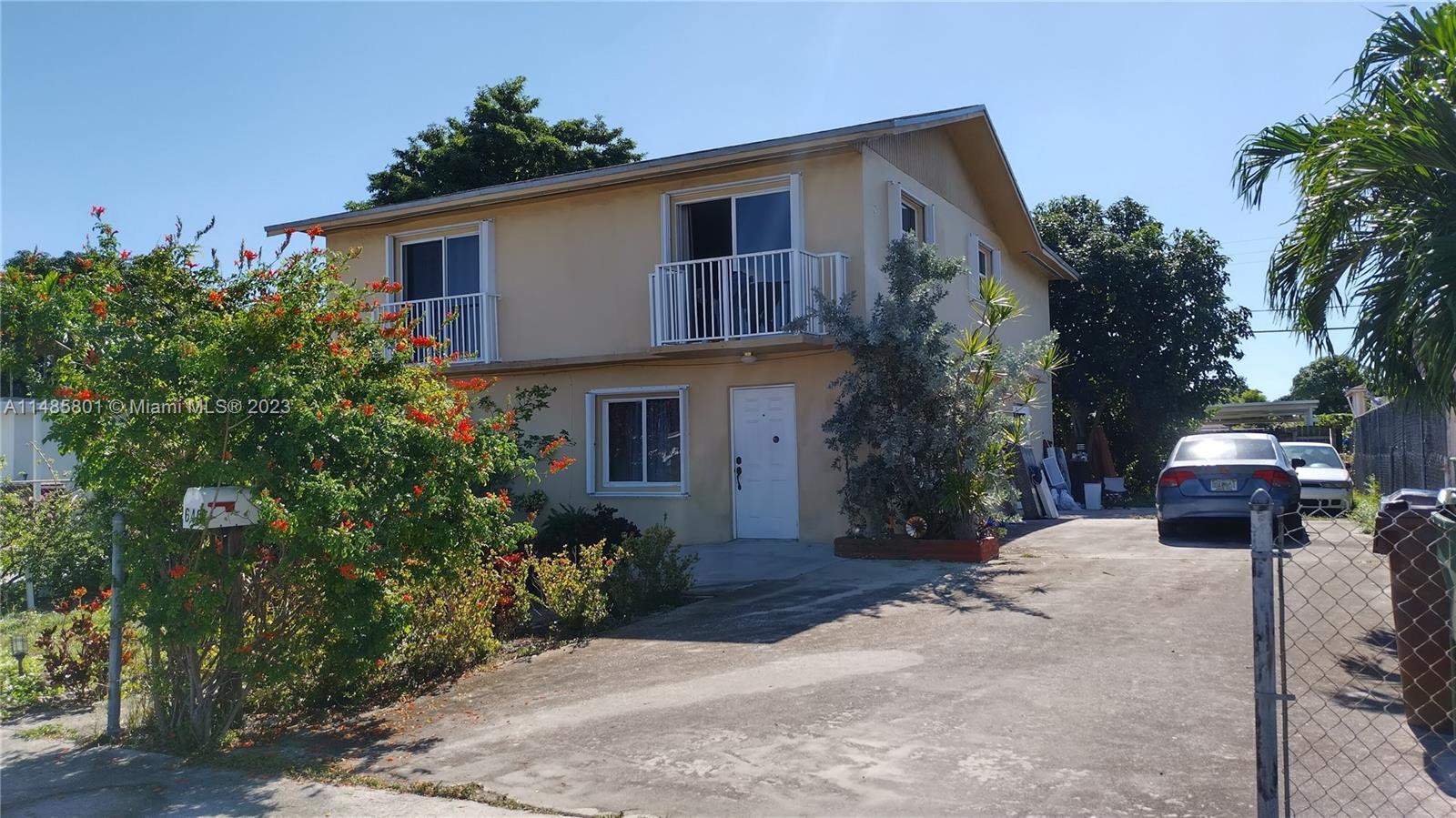 Photo of 640 E 14th St in Hialeah, FL