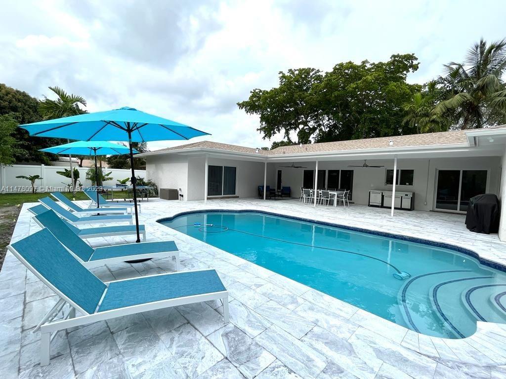 Photo of 1611 SW 54th Ter in Plantation, FL