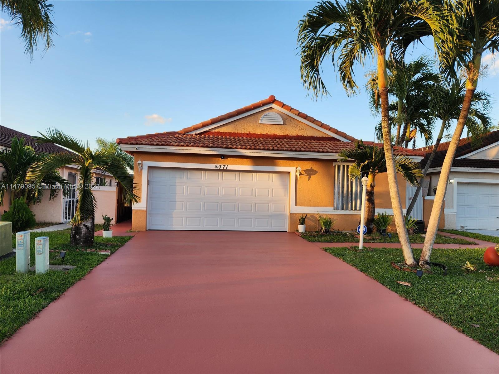 Photo of 5371 NW 184th St in Miami Gardens, FL