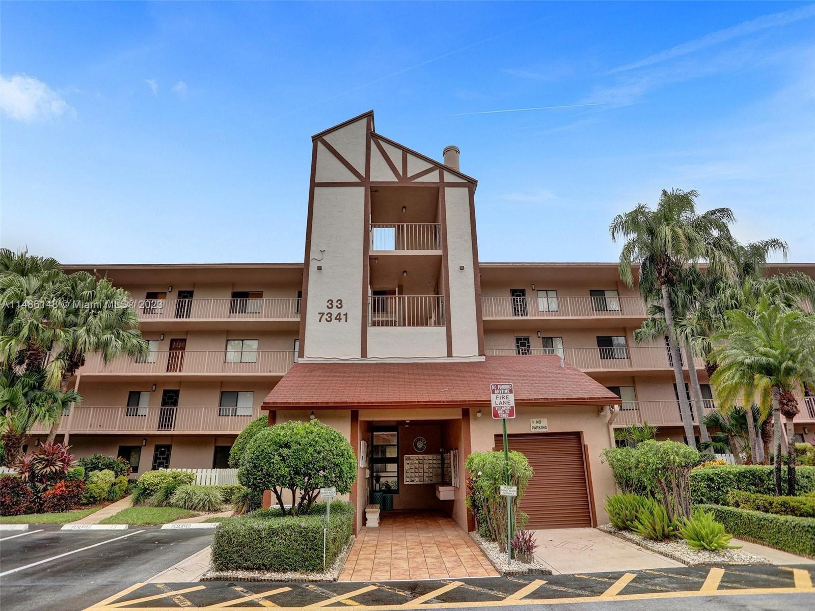 Photo of 7341 Amberly Ln #301 in Delray Beach, FL