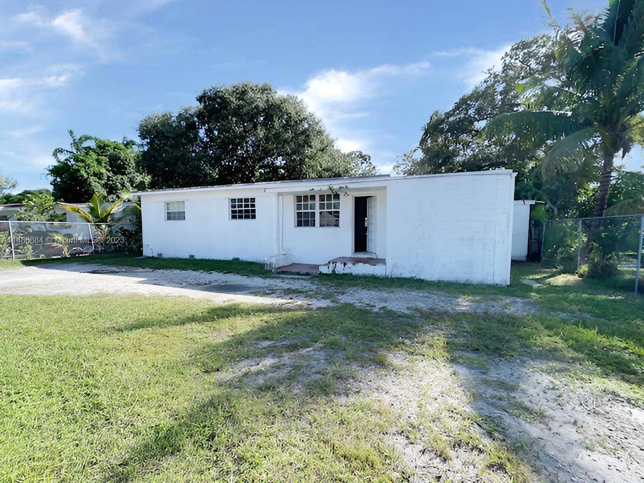 Photo of 1242 NE 145th St in Miami, FL