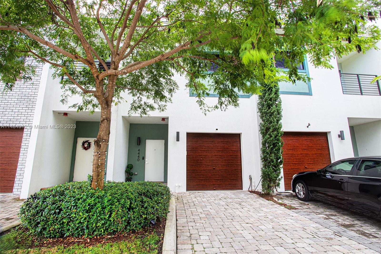 Photo of 4440 NW 8th Ct in Plantation, FL