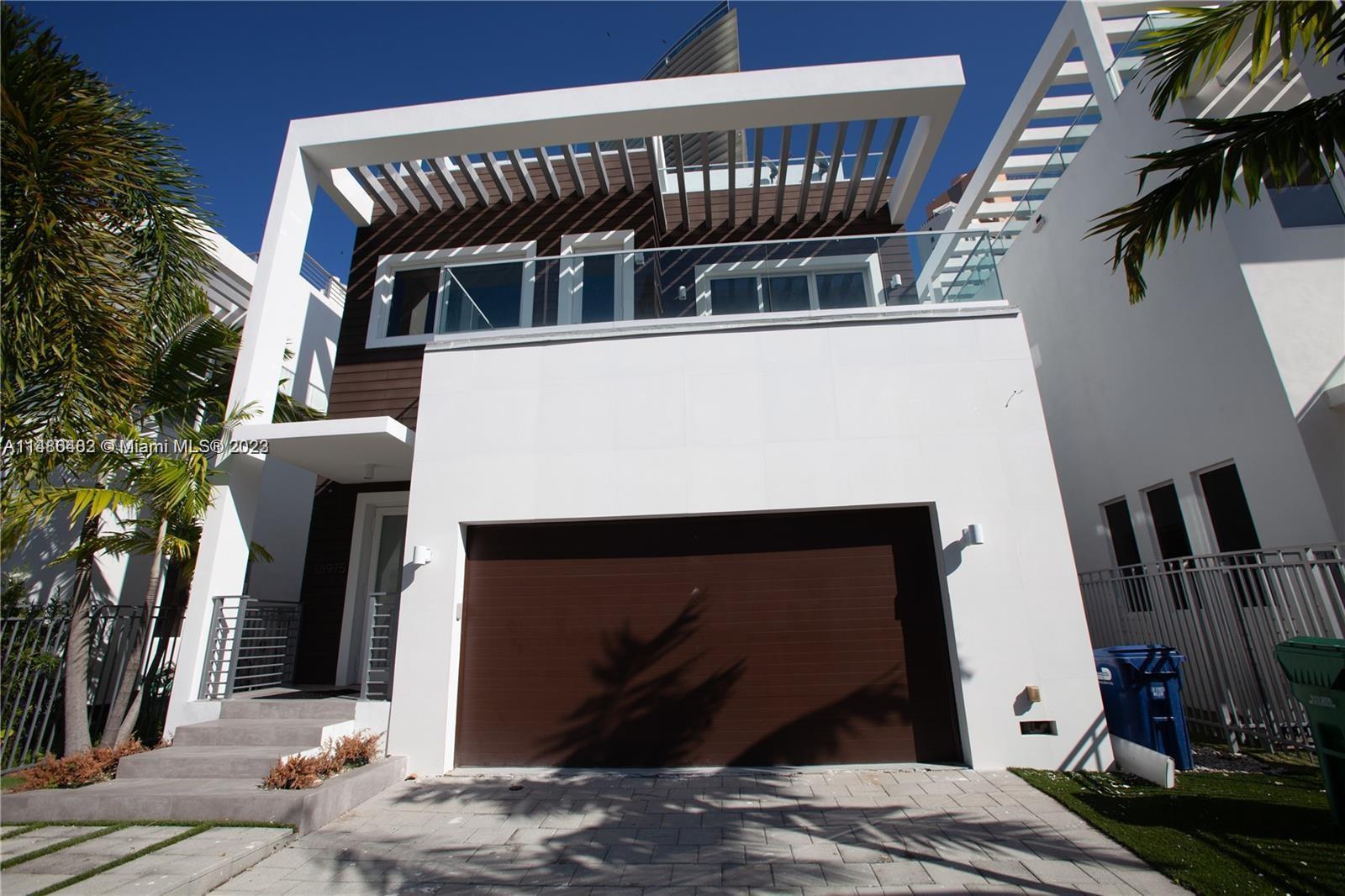 Photo of 18975 Atlantic Blvd in Sunny Isles Beach, FL