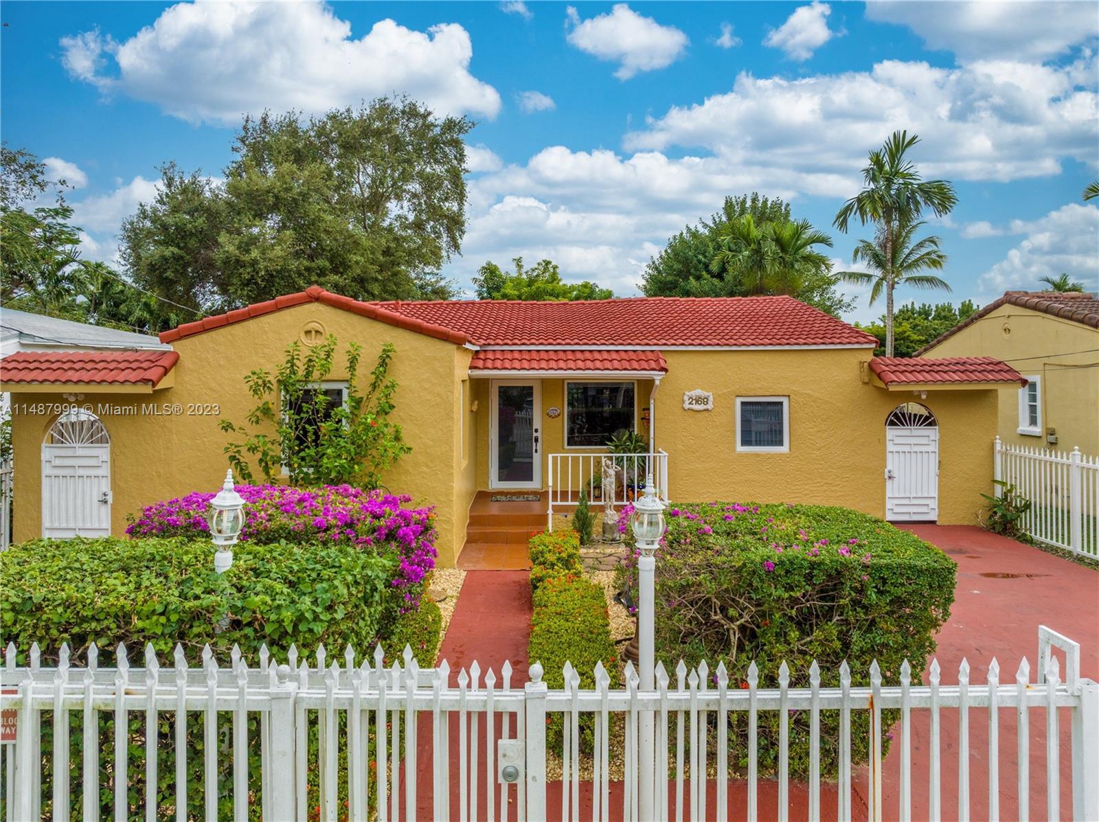 Photo of 2168 SW 24th Ter in Miami, FL