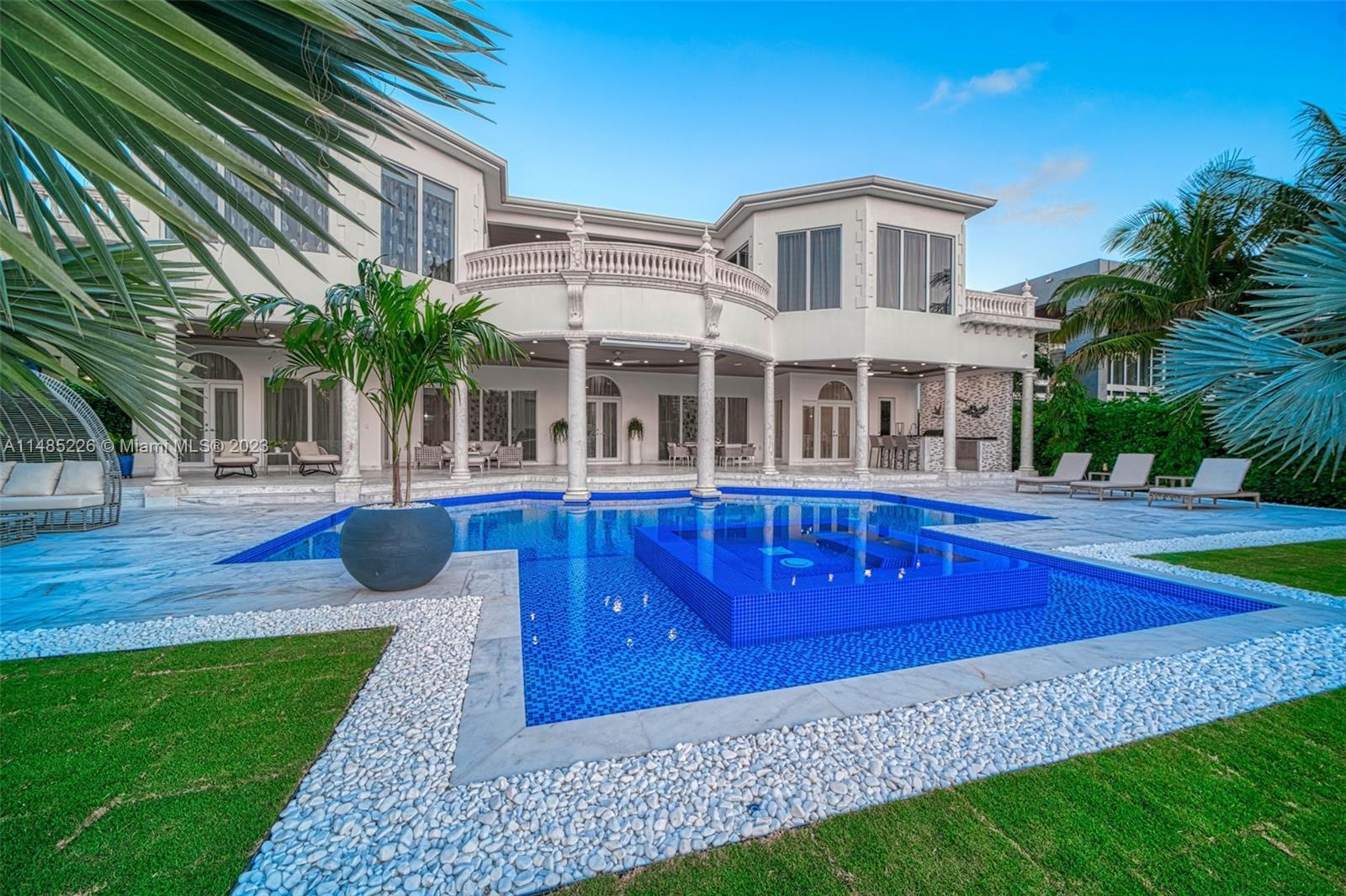 Photo of 630 Golden Beach Dr in Golden Beach, FL