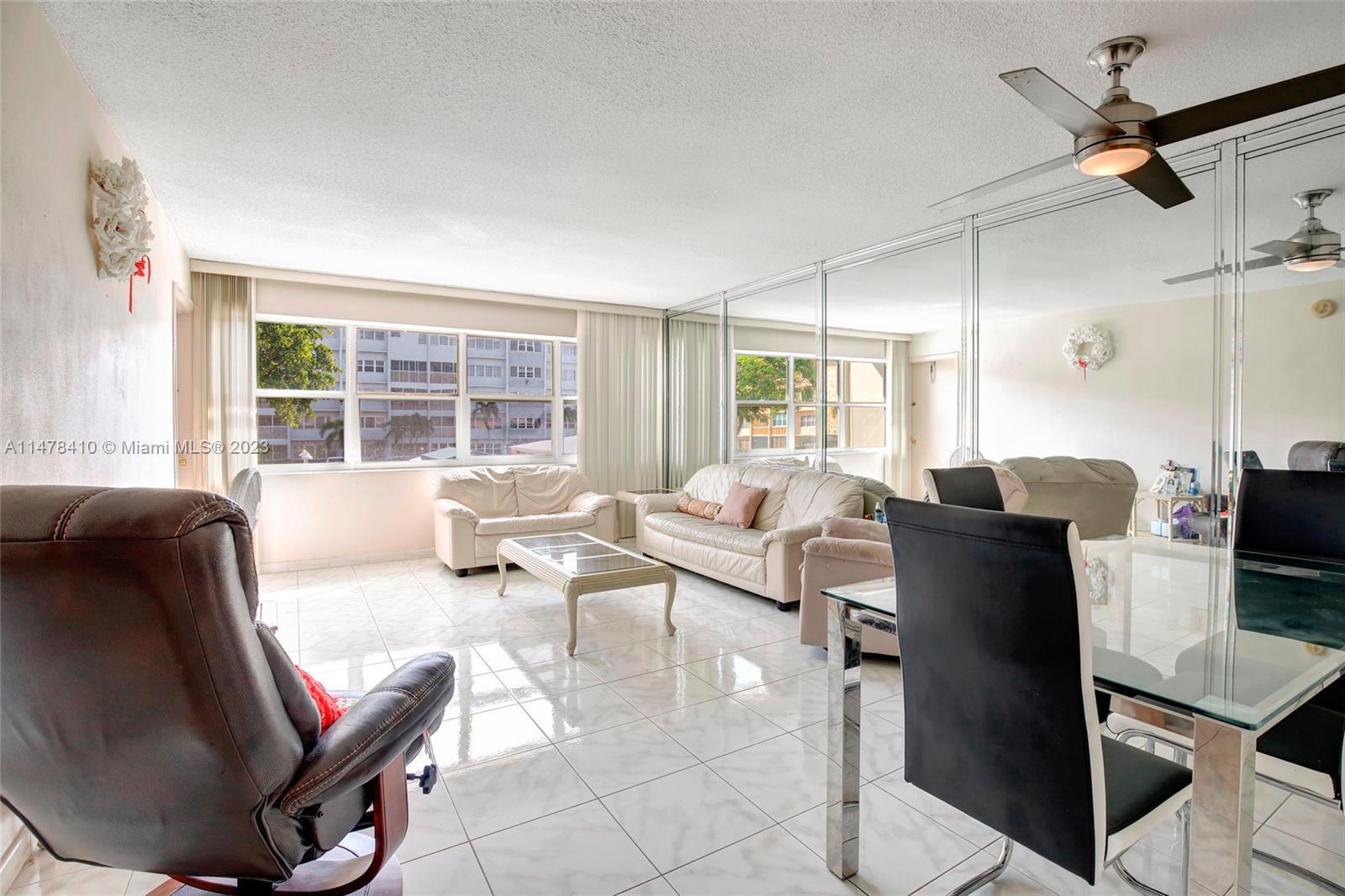 Photo of 330 SE 2nd St #203H in Hallandale Beach, FL