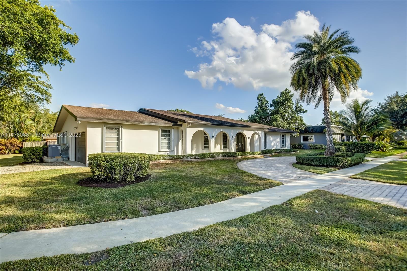 Photo of 6558 SW 20th Ct in Plantation, FL