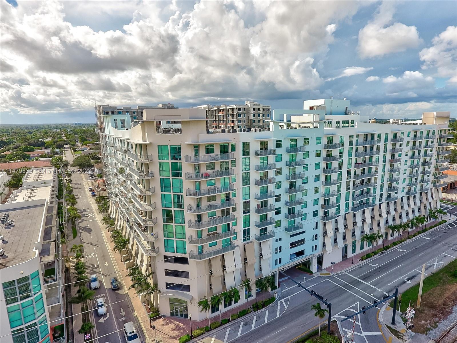 Photo of 140 S Dixie Hwy #403 in Hollywood, FL